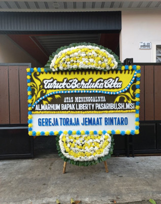 Papan Bunga Duka di Aranio
